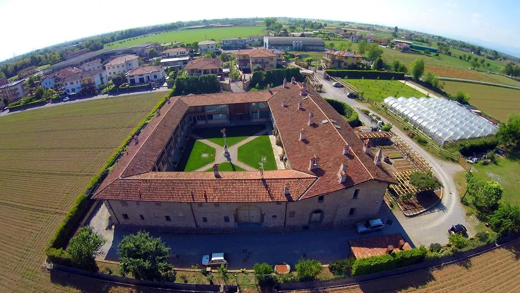 Corte Breda, Agriturismo Bed&Breakfast Chiari
