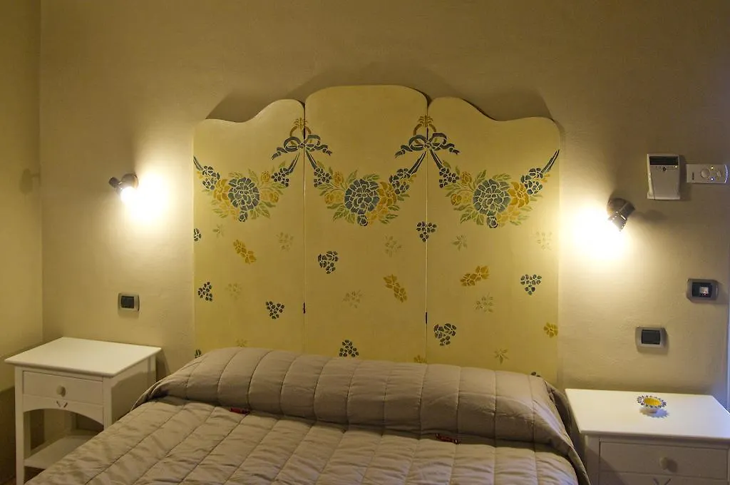 Farm stay Corte Breda, Agriturismo Bed&Breakfast Chiari Italy