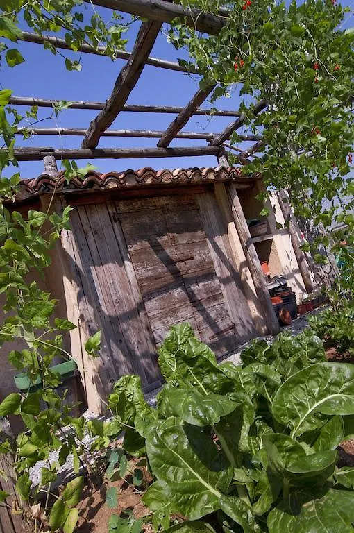 Corte Breda, Agriturismo Bed&Breakfast Chiari 0*,  Italy