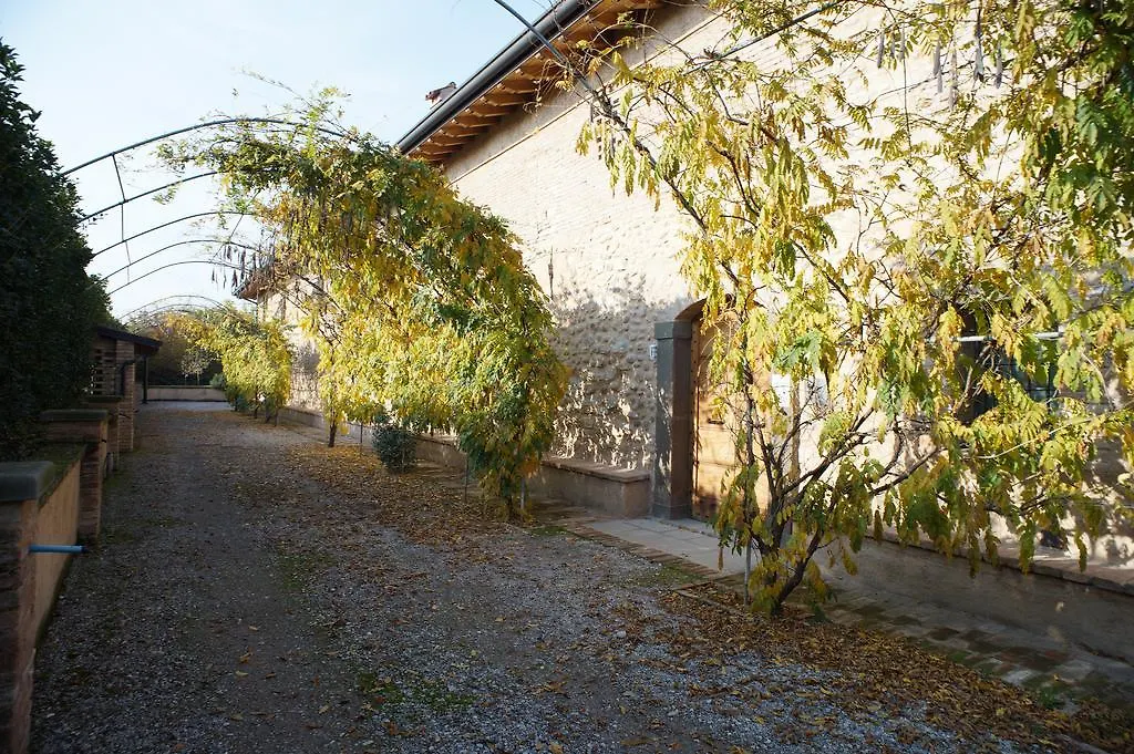 Corte Breda, Agriturismo Bed&Breakfast Chiari 0*,  Italy