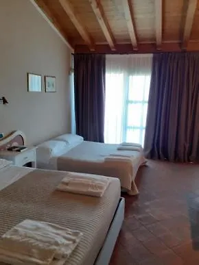 Corte Breda, Agriturismo Bed&Breakfast Chiari 0*,