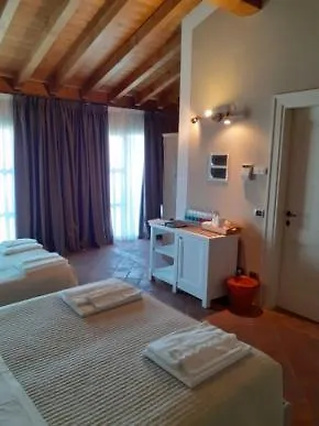 Corte Breda, Agriturismo Bed&Breakfast Chiari Farm stay
