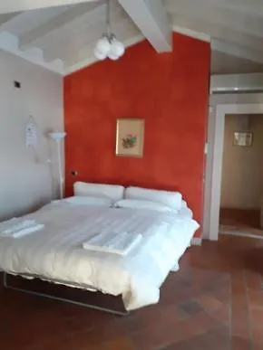 Farm stay Corte Breda, Agriturismo Bed&Breakfast Chiari Italy